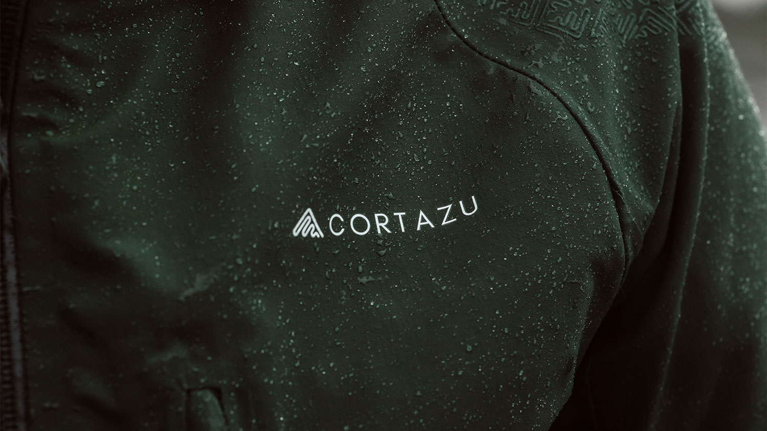 We tested how waterproof Cortazu’s jackets are!!